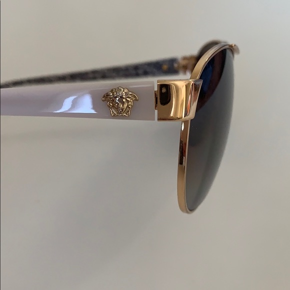 Versace Accessories - Versace Sunglasses